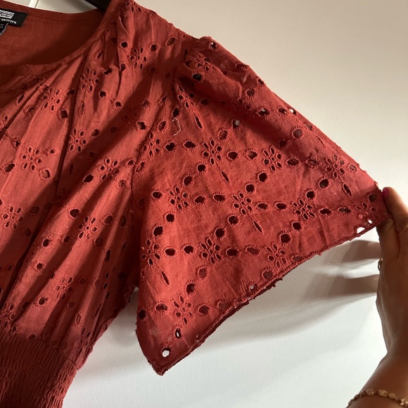 {NWT} NATION AK OUTFITS eyelet dress - Picture 4 of 5